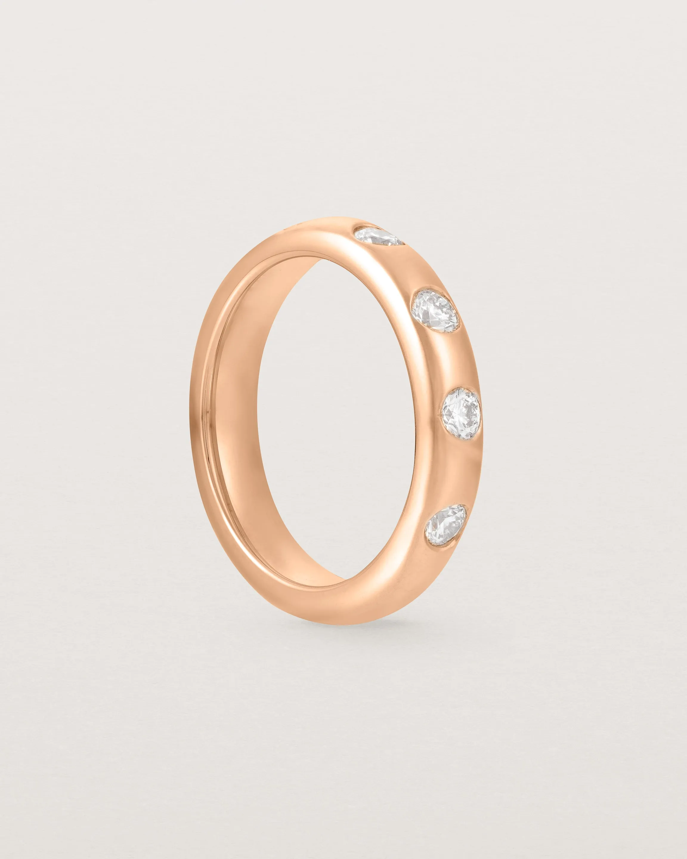 Bold Curve Ring | 4mm | Diamonds