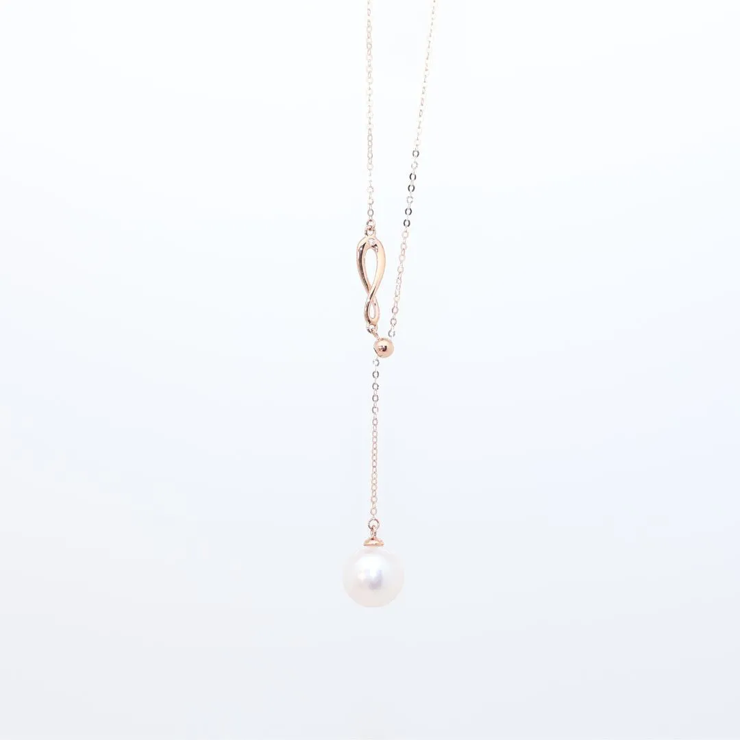 Diamond "Ouroboros" Freshwater Pearls Necklace