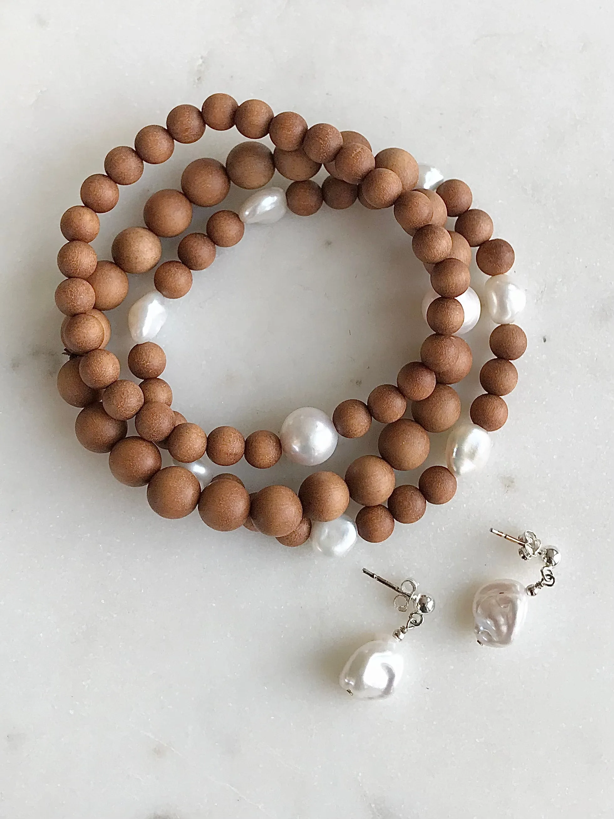 Pearl & Sandalwood Bracelet